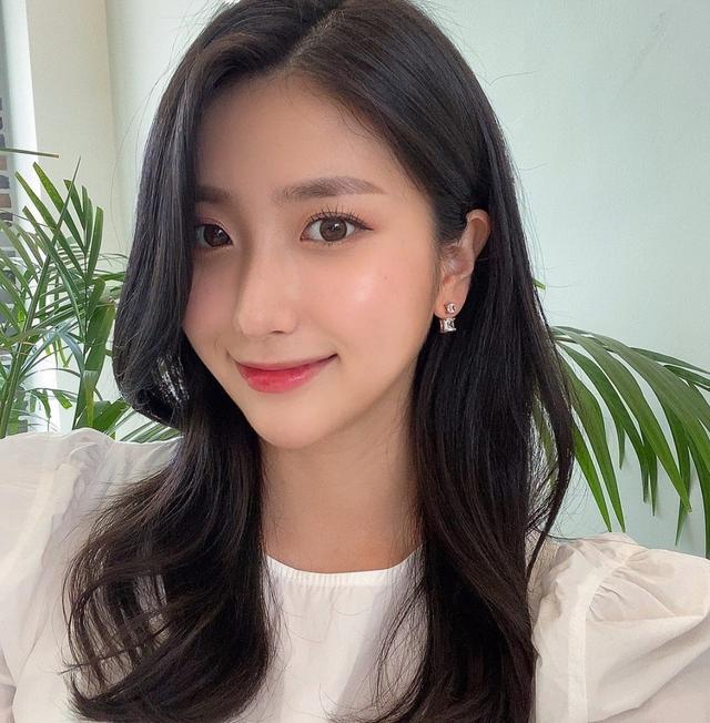 吐鲁番太原伴游小姐姐