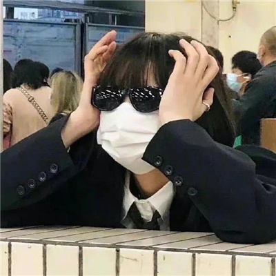 吐鲁番伴游女生冯萧玉的资料