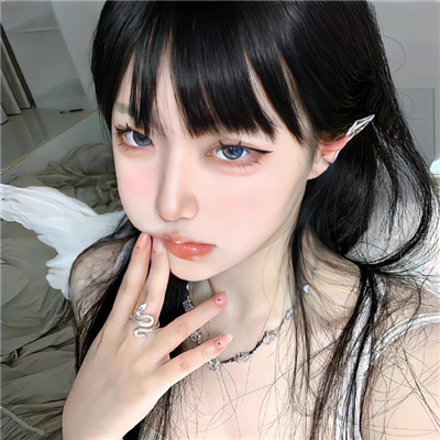 吐鲁番伴游女生孛安春的资料